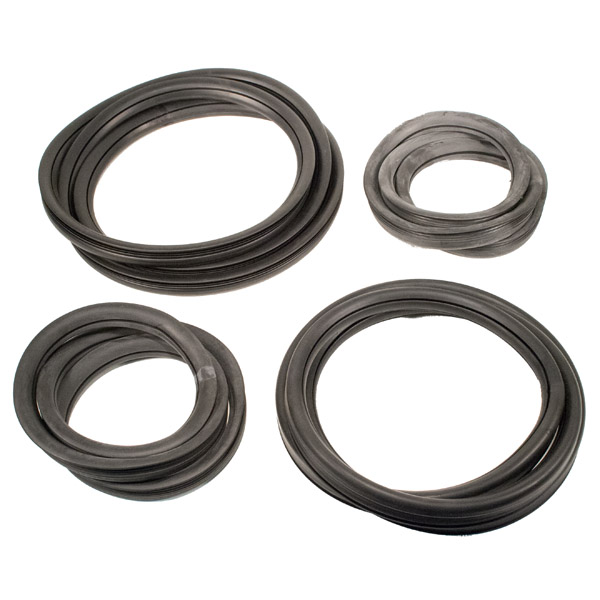 EMPI Cal-Look Front Windshield Rubber Seal For VW Beetle 1965-1977 & Super Beetle 1971-1972